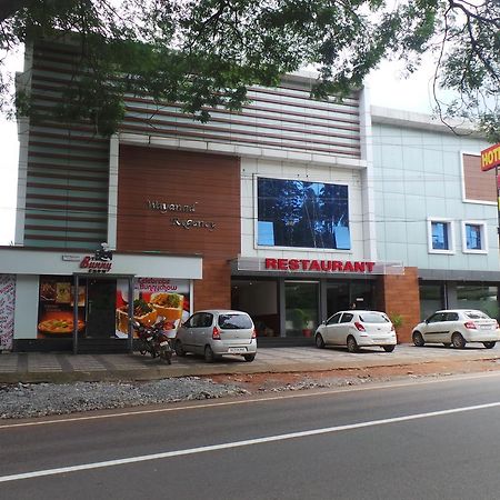 Hotel Wayanad Regency Kedavūr Buitenkant foto